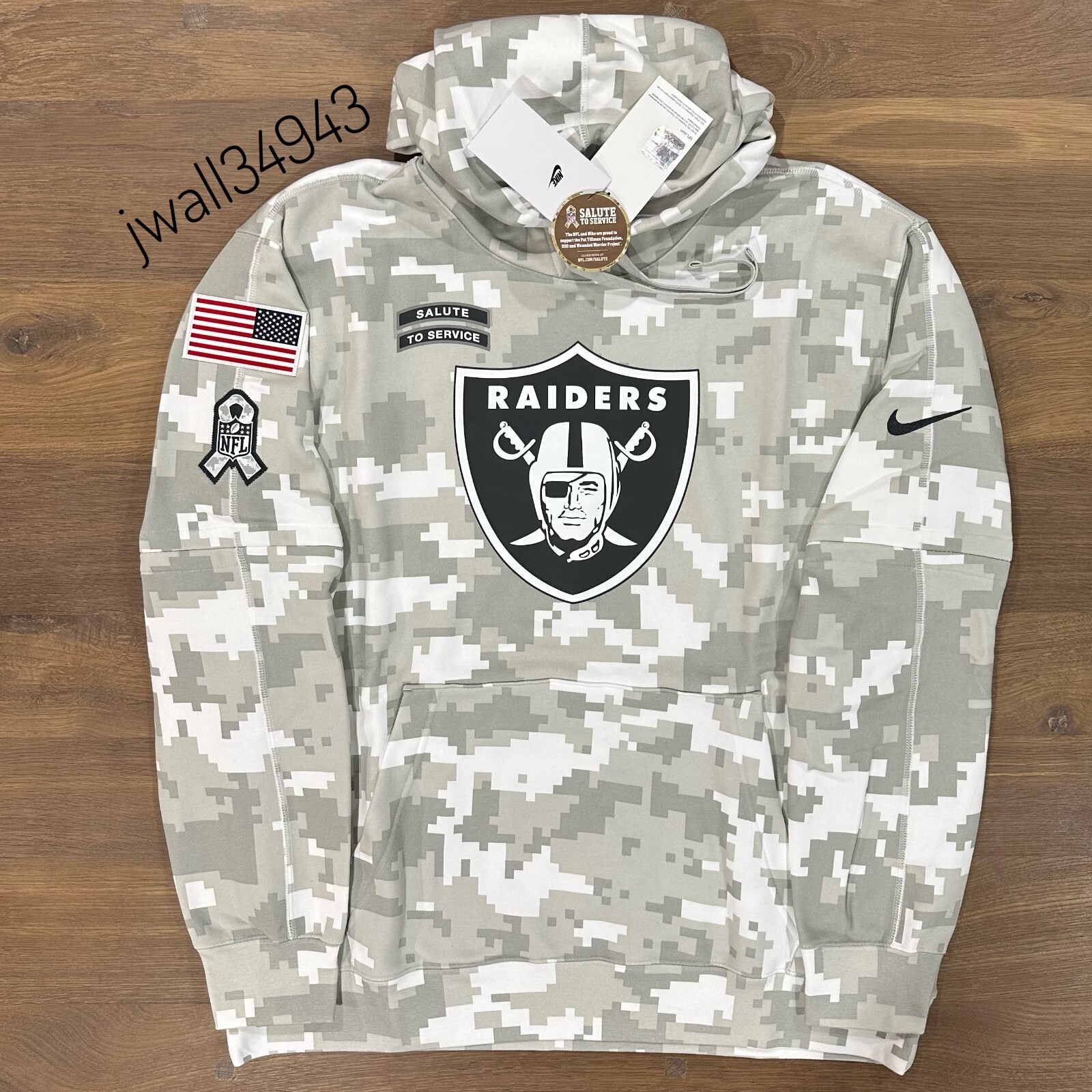 ナイキ NFL Raiders sulute of service パーカー古着 AUTHENTIC Nike Las Vegas Raiders Salute to Service Hoodie