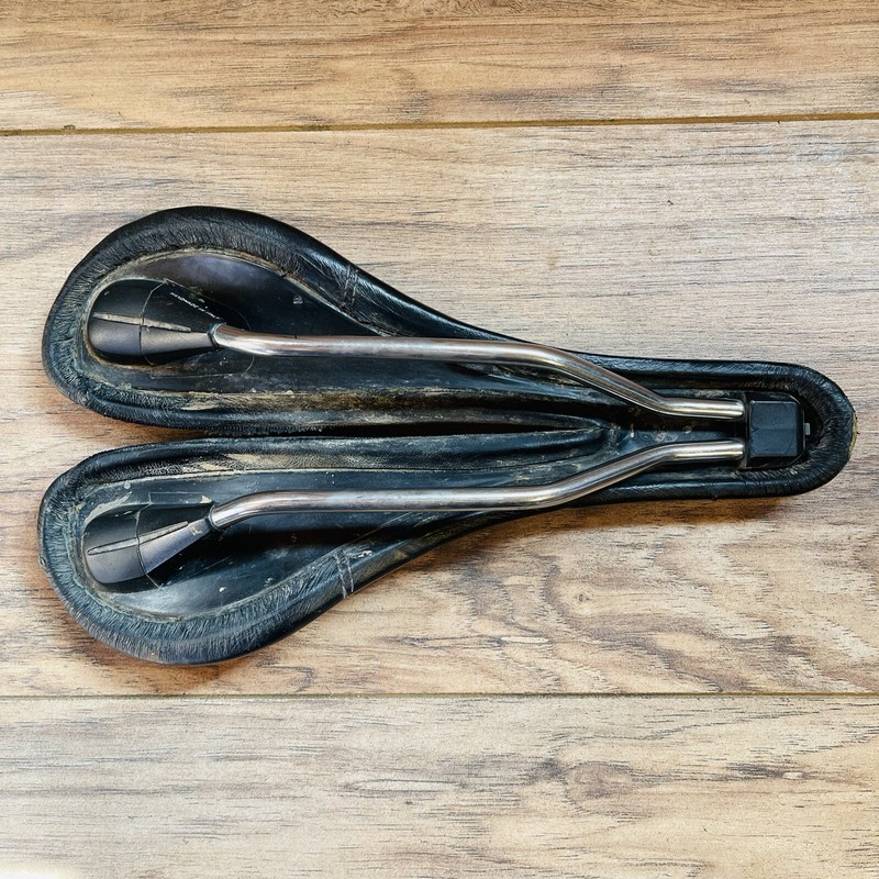 Selle Italia SLK Lady Gel Flow Saddle Black Leather Vanox