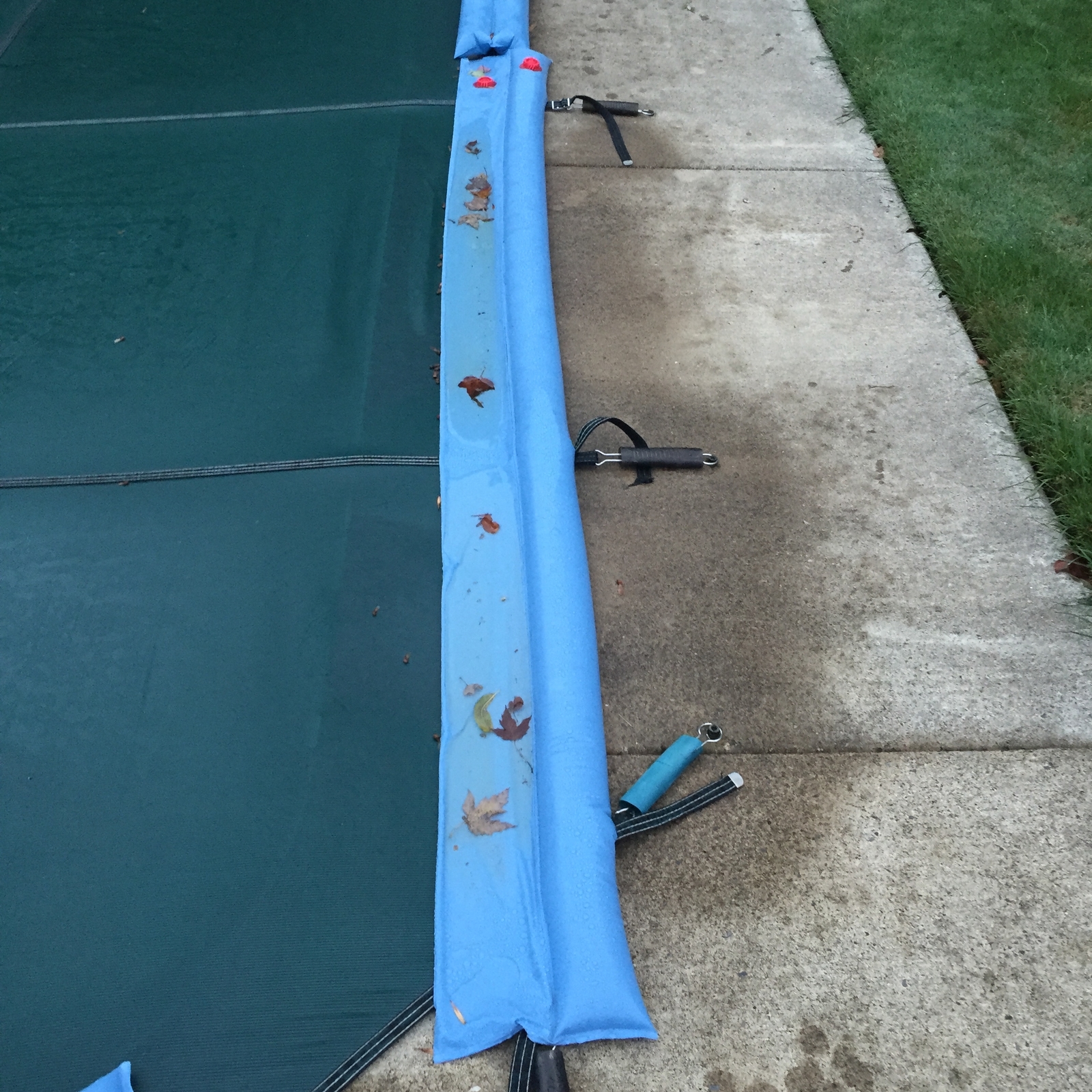 Extra Heavy Duty 20Gauge Winter Water Bag For Swimming Pool Covers