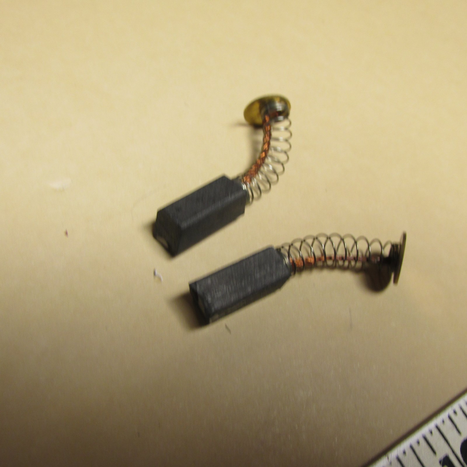 Double K Clipper Replacement Motor Carbon Brush Set Model 401 # Part 433