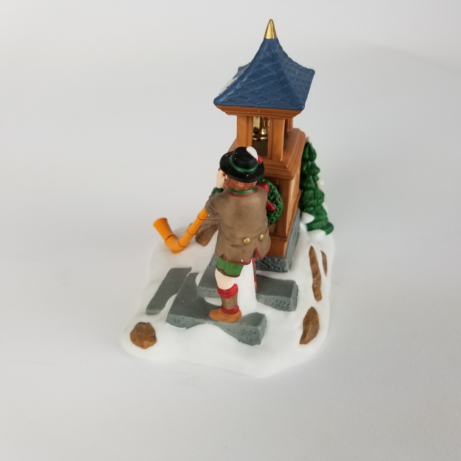 Dept 56 Alpenhorn Player Heritage Village 56182 Alpine Collection Winter Snow