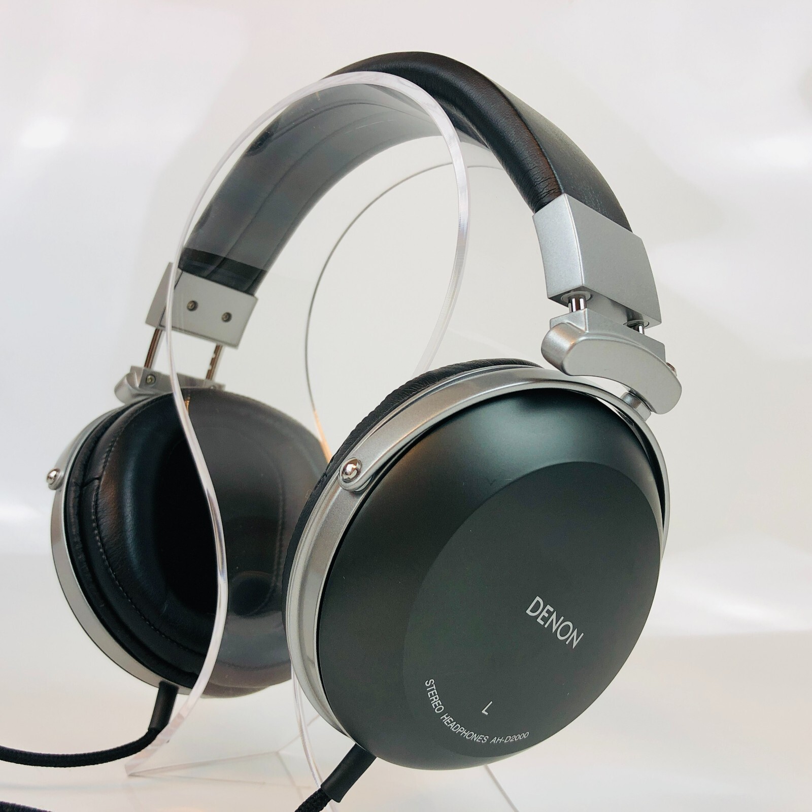 Denon オーバーヘッドヘッドホン AH-D2000 Amazon.co.jp: Denon 密閉型オーバーヘッドヘッドホン ブラック