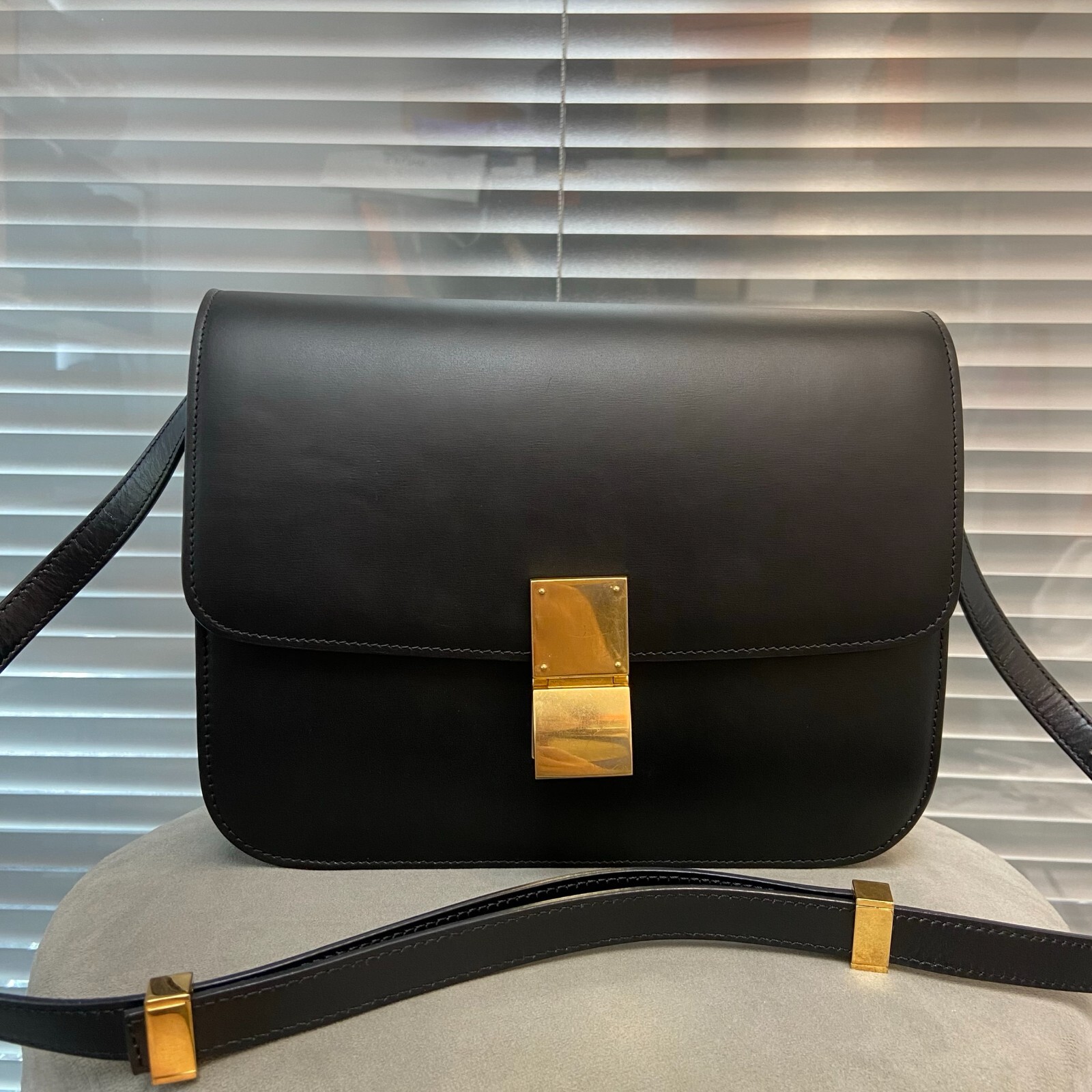 【CELINE】Celine classic box teen （black）★ショルダー CELINE】Celine classic box teen （black）☆ショルダー