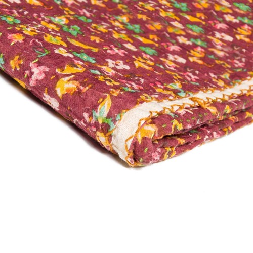 Хлопчатобумажное одеяло Kantha с цветочным рисунком размером 50 Х 70 см бордового, желтого и зеленого цветов с