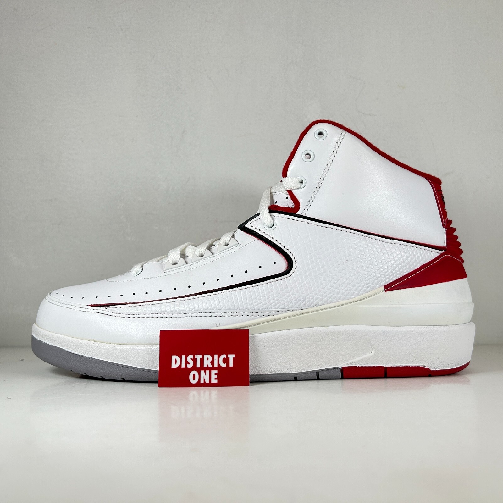 Air Jordan 2 RETORO ホワイト/レッド ハイカット Air Jordan 2 Retro White Red Chicago 2014 Size 10 Authentic