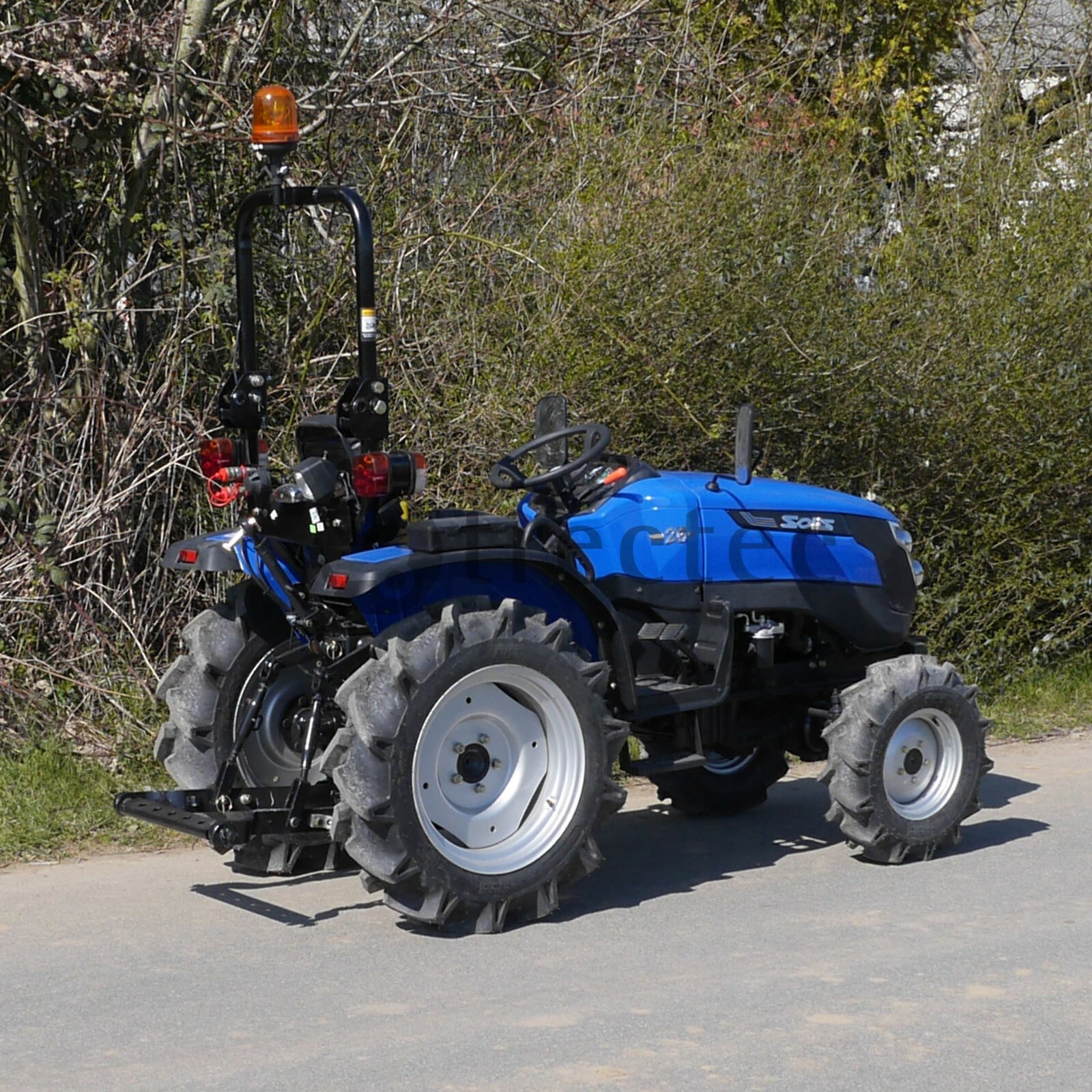 Solis 26 Traktor Bulldog Schlepper inkl. TÜV Unterlagen