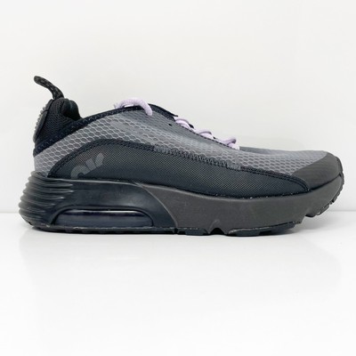 

Nike Boys Air Max 2090 CU2093-001 Серые кроссовки для бега Размер 1Y, Серый, Air Max 2090