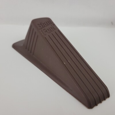 ''Giant Foot'' Premium Rubber Doorstop 7'' x 3-1/2'' x 2'' Brown U.S.A. EUC