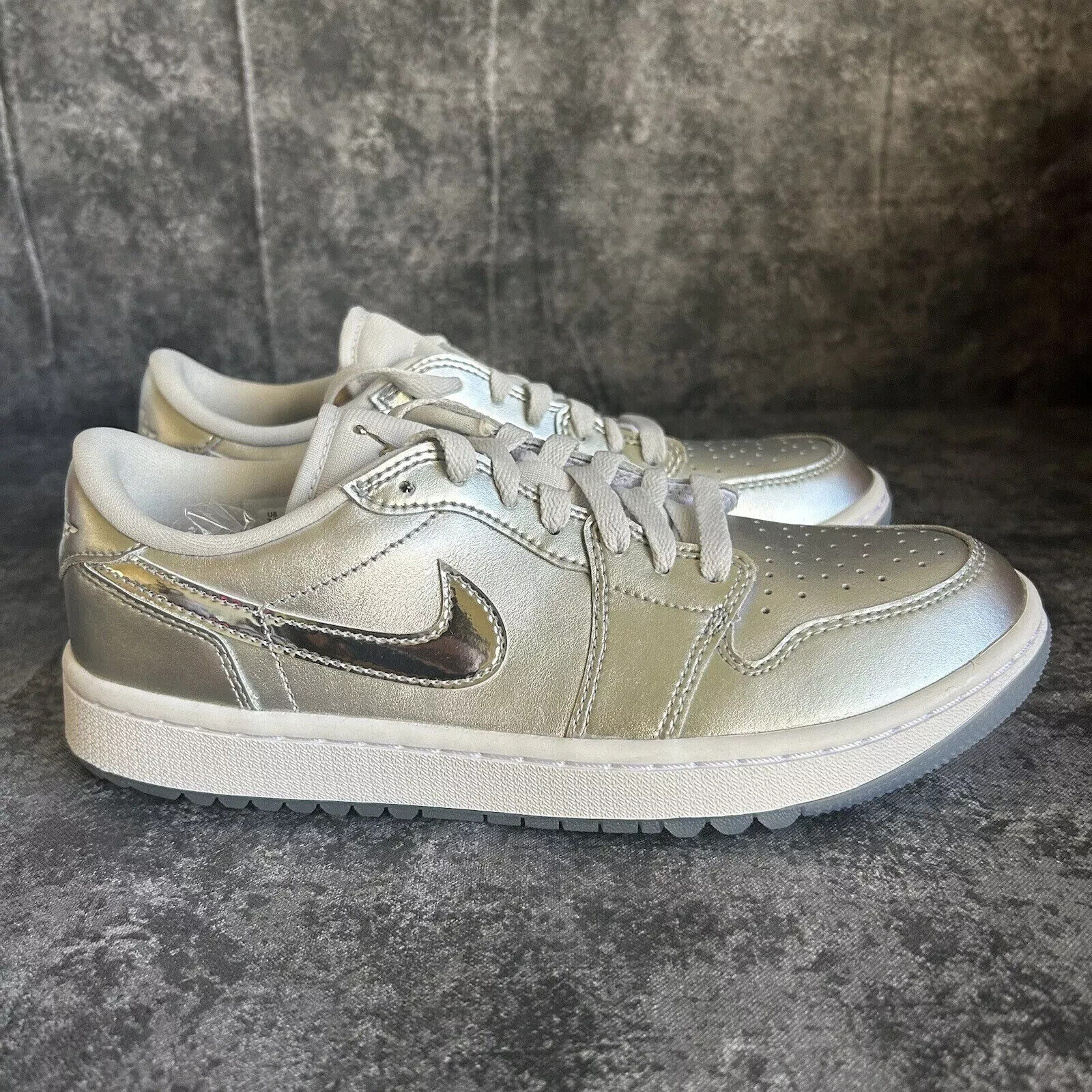Nike Air Jordan 1 Low G Golf Metallic Silver Mens Size 7.5 Nike Air Jordan 1 Low G Golf Metallic Silver Mens Size 7.5