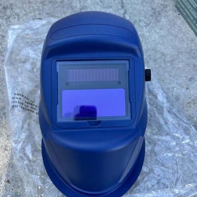 CHICAGO ELECTRIC Adjustable Shade Auto-Darkening Welding Helmet