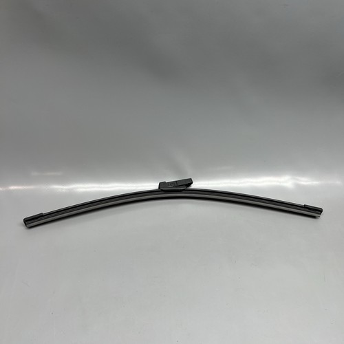 TESLA MODEL 3 WINDSHIELD WIPER BLADE RIGHT 2017 2018 2019 2020 21 2022 2023 OEM