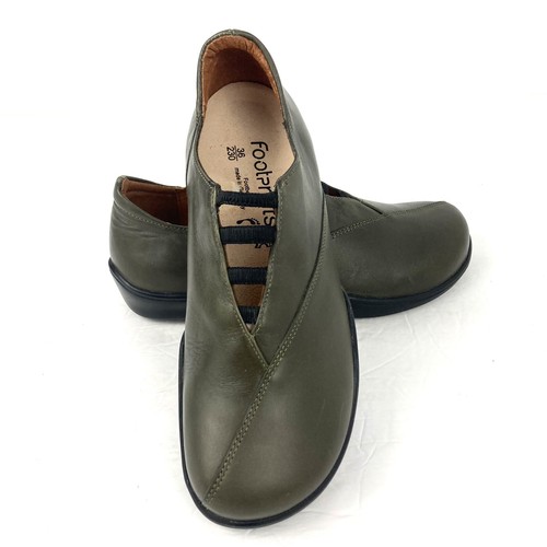 レア Footprints Birkenstock ローファースリッポン 38 レア Footprints Birkenstock ローファースリッポン 38ブランド