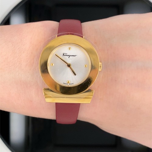 Salvatore Ferragamo 腕時計 シルバー/レッド $_12.JPG?set_id=880000500F