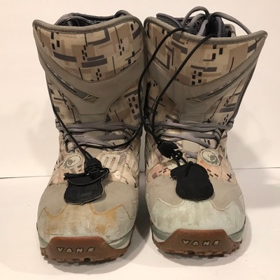 vans performance snowboard boots