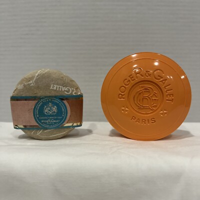 Roger & Gallet Vintage Blue Carnation Soap 3.5 Oz Plastic Container Case FLAW