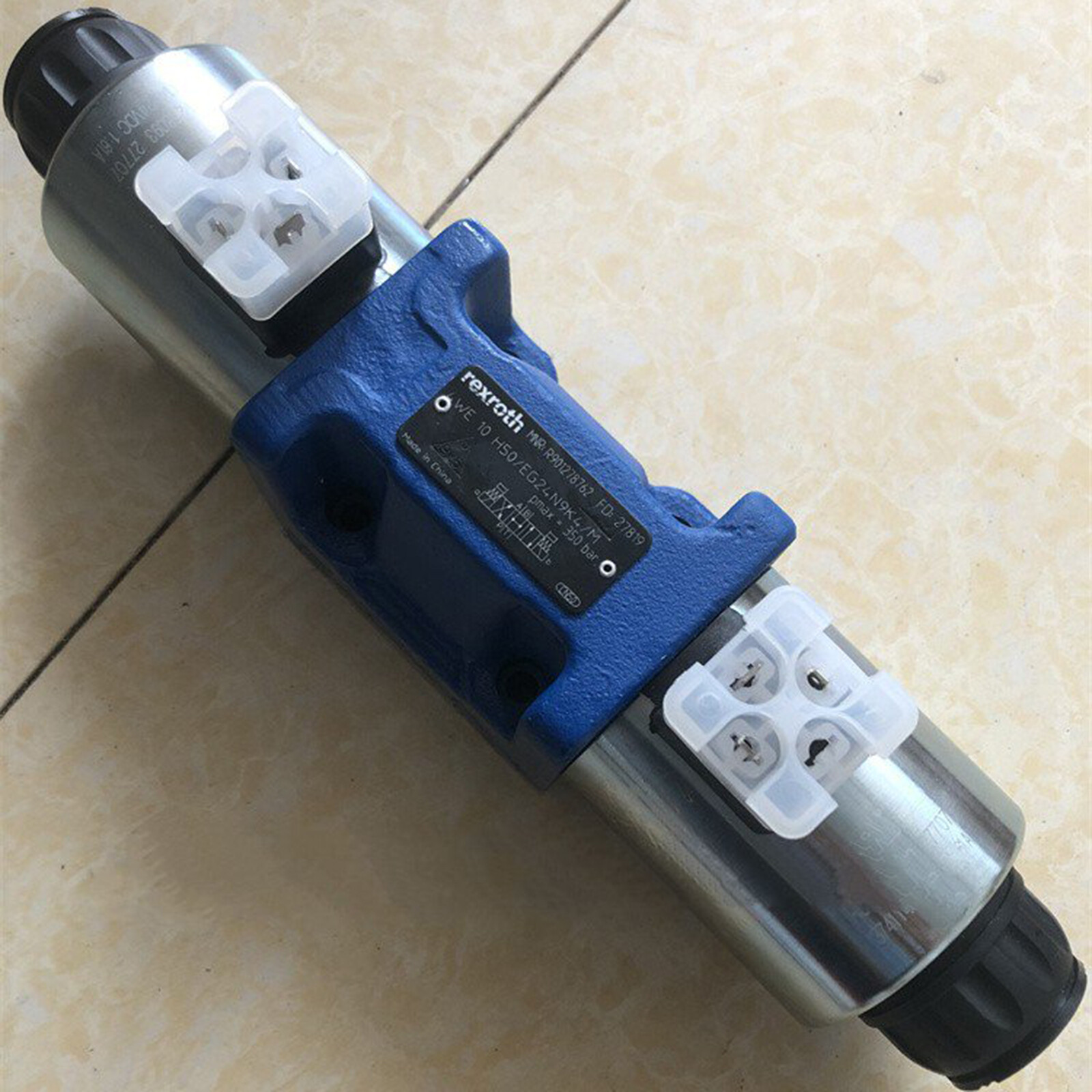 えりん G 1pc New Rexroth R901278762 4WE10-H50/EG24N9K4/M Directional