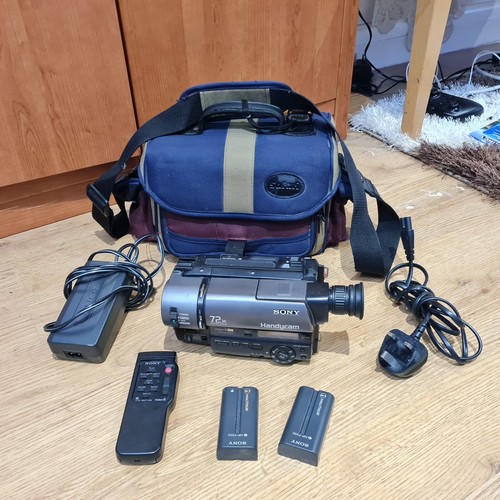 動作品　SONY VideoHi8 HANDYCAM CCD-TR650 ③ Sony CCD-TR650E (Hi8) (used) – Van Eck Video Services