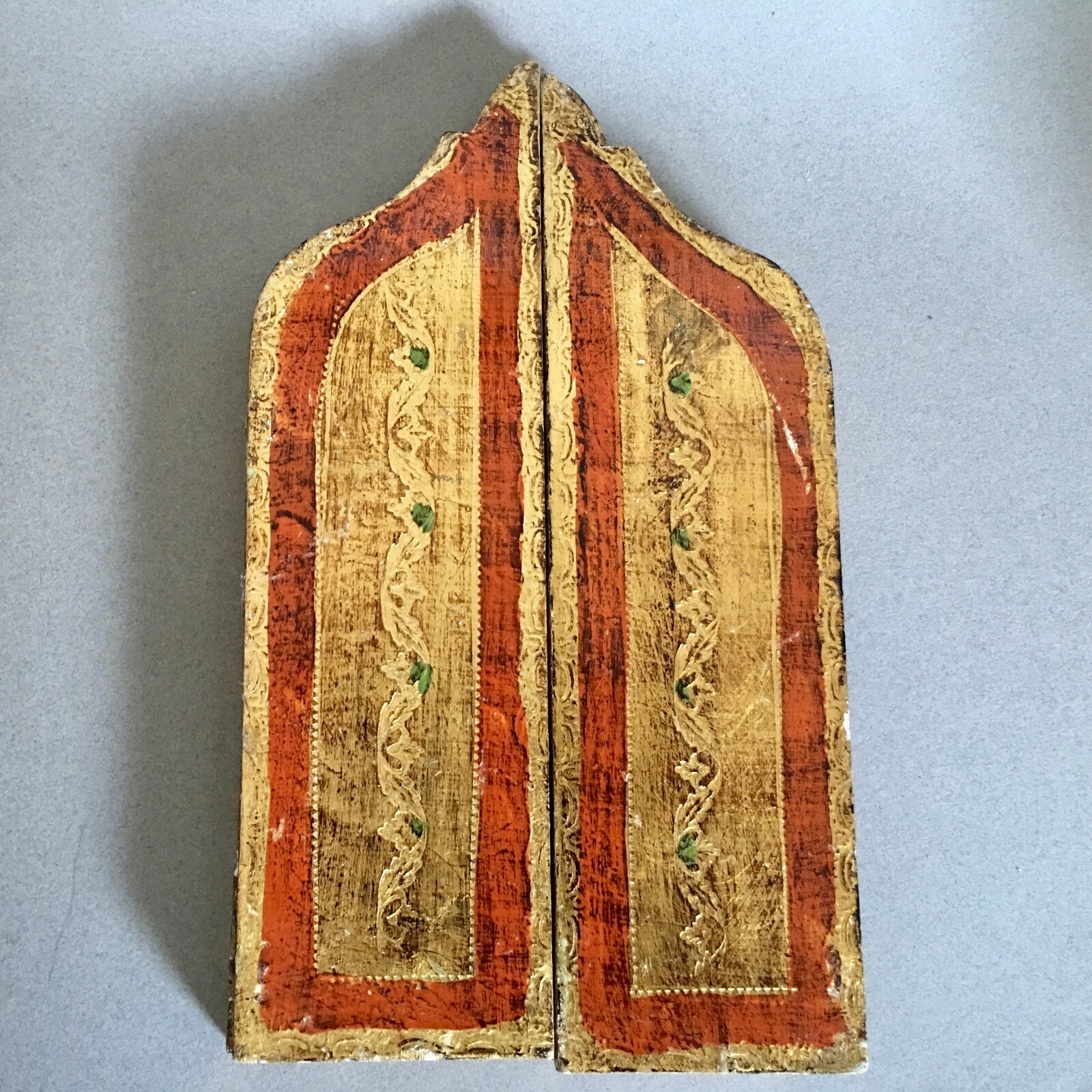 Florentia Italy Florentine Religious Icon Triptych Madonna Gilt Gold Paint