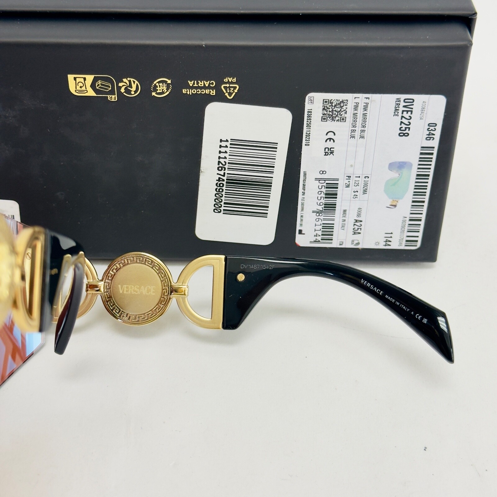 Pre-owned Versace Medusa Biggie Mask 2258 Black Blue Mirrored Ve2258 Unisex Sunglasses