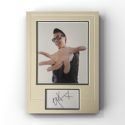 Gok Wan - Celebrity Fashion Consultant & TV Presenter Signed Display