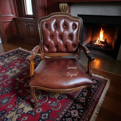 POLTRONA SEDIA CLASSICA IMBOTTITA  IN PELLE COLORE  MARRONE CAPITONE'