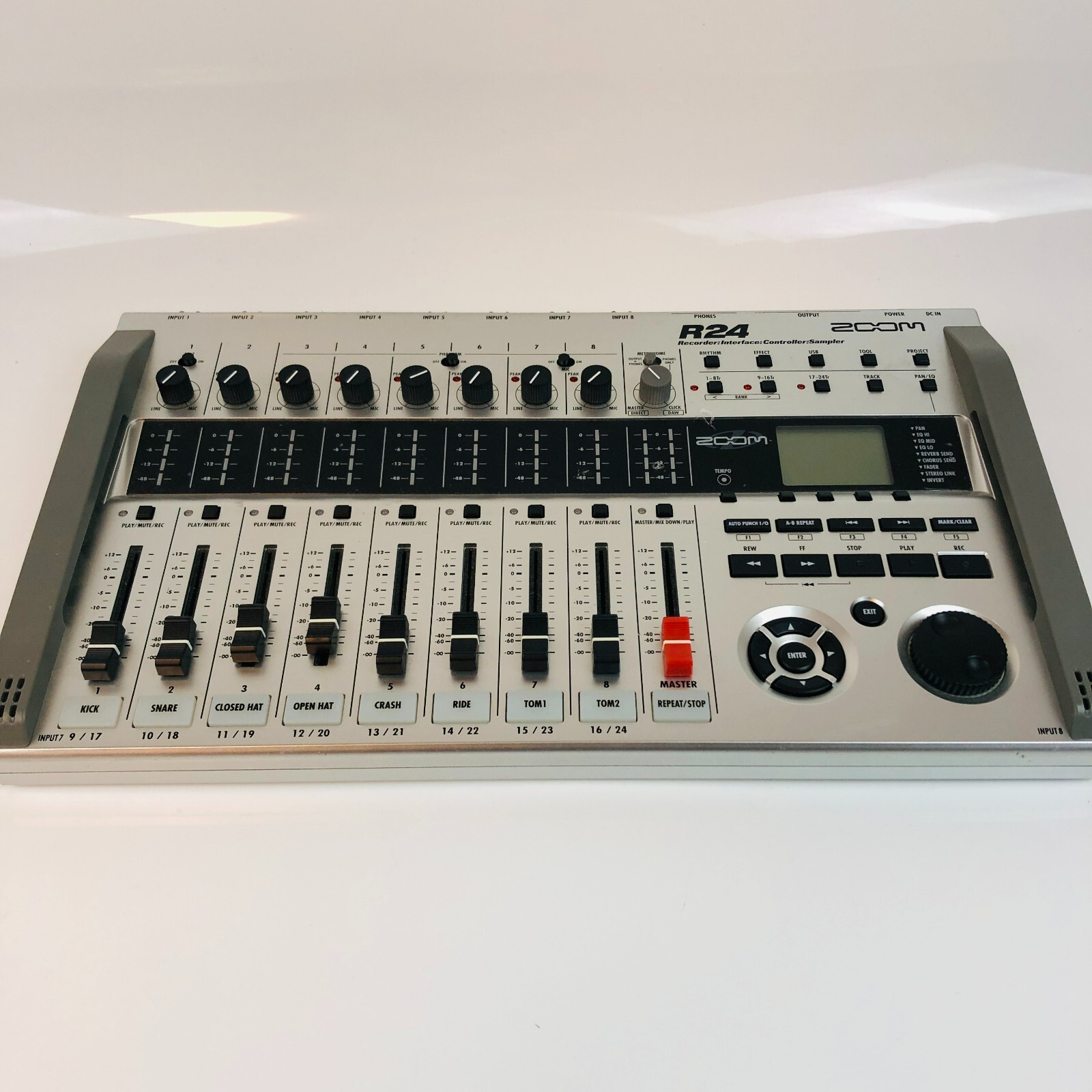 Zoom R24 Multi-Track Recorder - 24-Track, Integrated Drum Machine, USB Interface - Picture 2 of 12