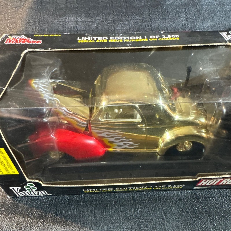 Kudzu Hot Rod Magazine 1:24 Scale '41 Willys Limited Edition Die
