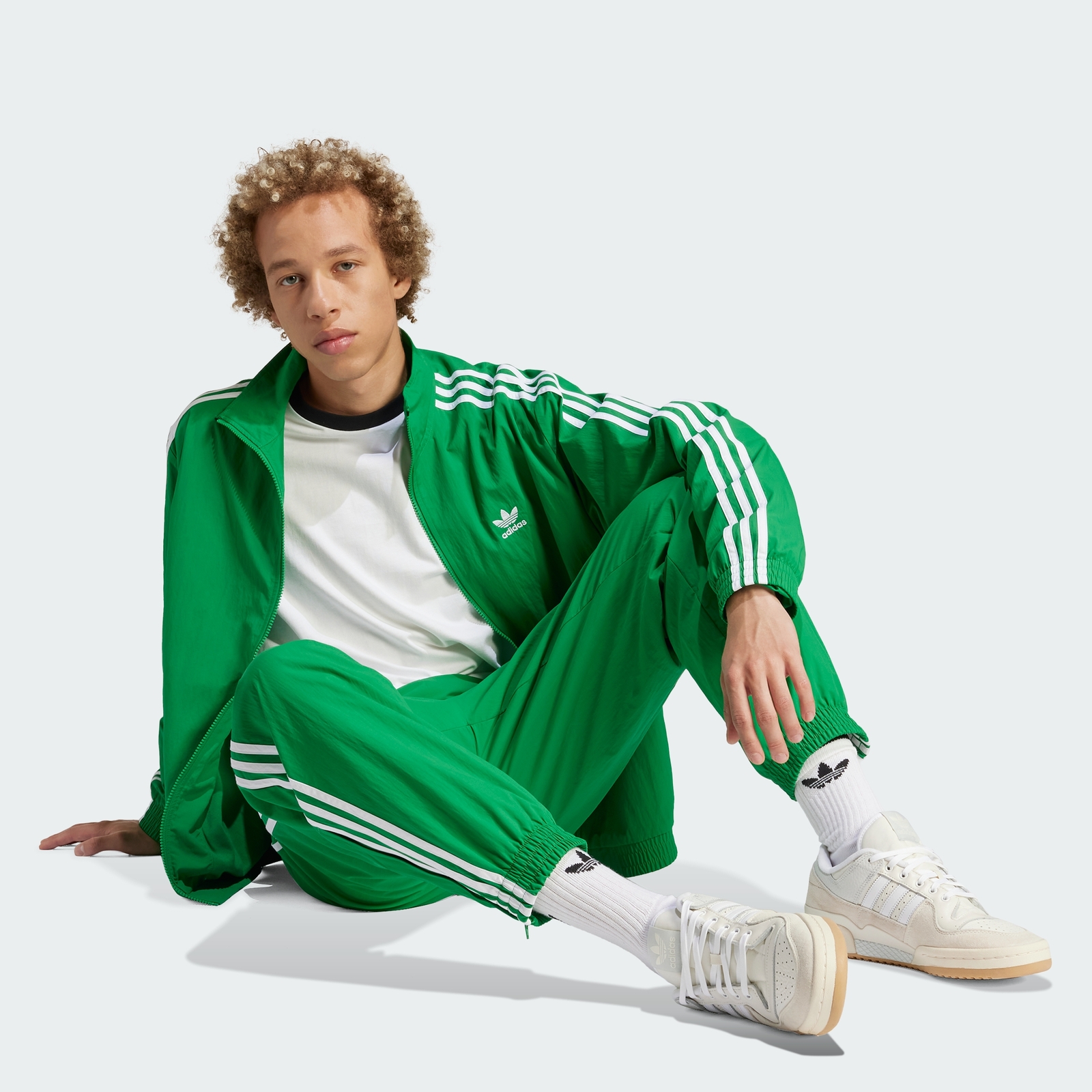 アウターその他 adidas Woven Firebird Track Top Green IT2493 Adidas Original Mens WOVEN FIREBIRD TRACKTOP JACKET IT2493