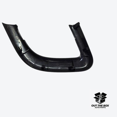 Land Rover Discovery Sport L550 RH Front Door Pull Trim FK72-237B06-C