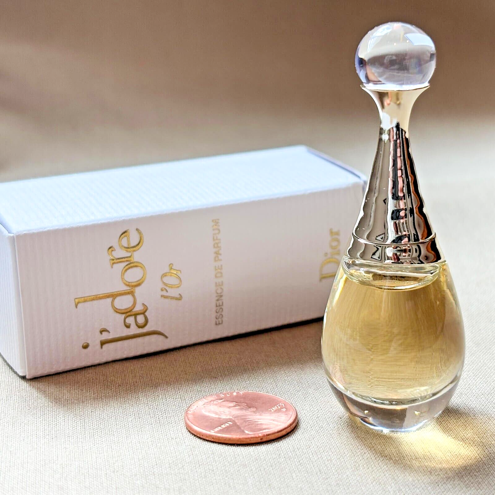 【新品・箱付き】Dior j'adore EAU DE PARFUM 50ml $_57.PNG?set_id=880000500F