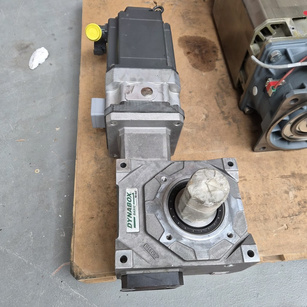 SIEMENS 1FK7105-5AF71-1PG3 With 90B7.25PH1 Gear BOX Simotics Servo Motor — 2