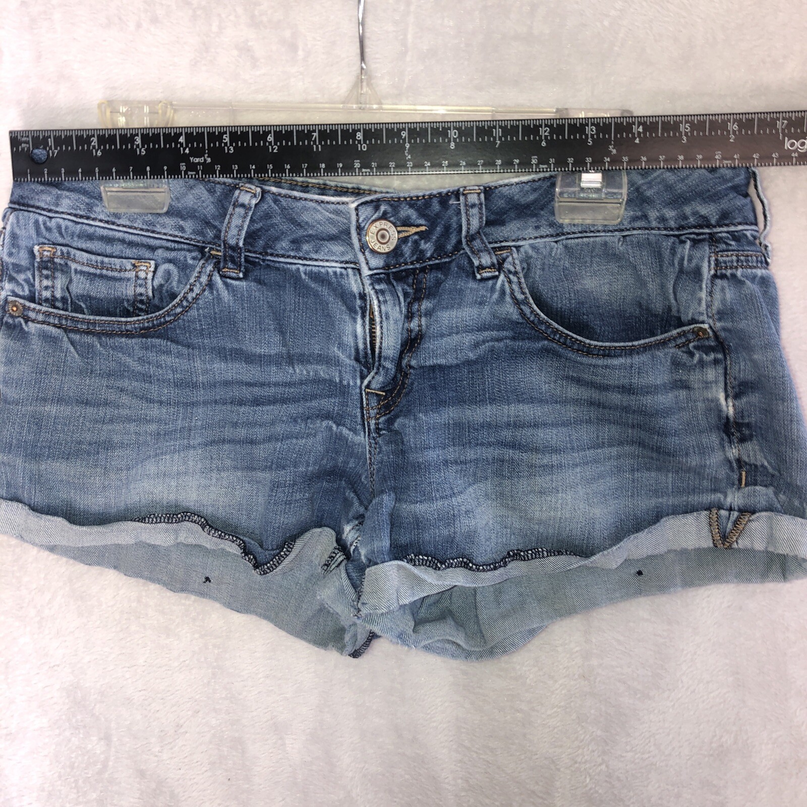 Low Rise Jean Denim Shorts Size 