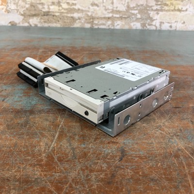 Iomega Z100ATAPI 100MB ZIP Disk Drive IDE in 5.25'' Sled w/Cable - WORKS
