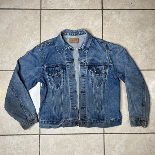 Vintage Levis Denim Jacket Size 42 Made In USA - Light Wash