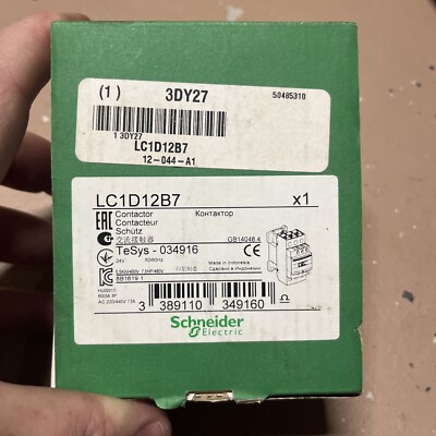  LC1D12B7C  Schneider Contactor Coil 24VAC,  50/60Hz