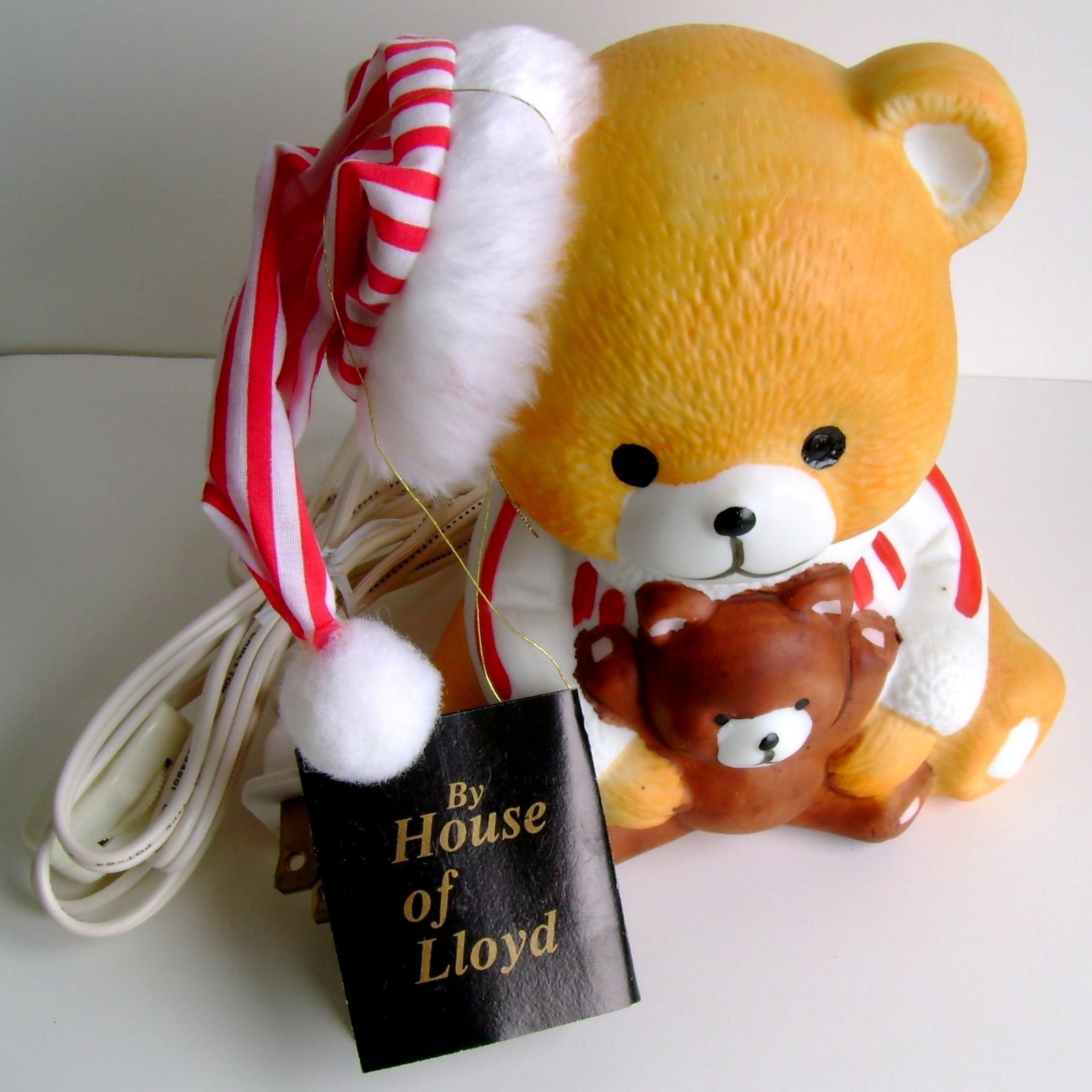 Vintage Christmas Around the World Teddy Nite Light Ceramic Roll Switch
