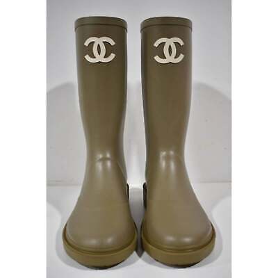 Pre-owned Chanel 22k Dark Beige Caoutchouc White Cc Logo High Pull On Rubber Rain Boots 40