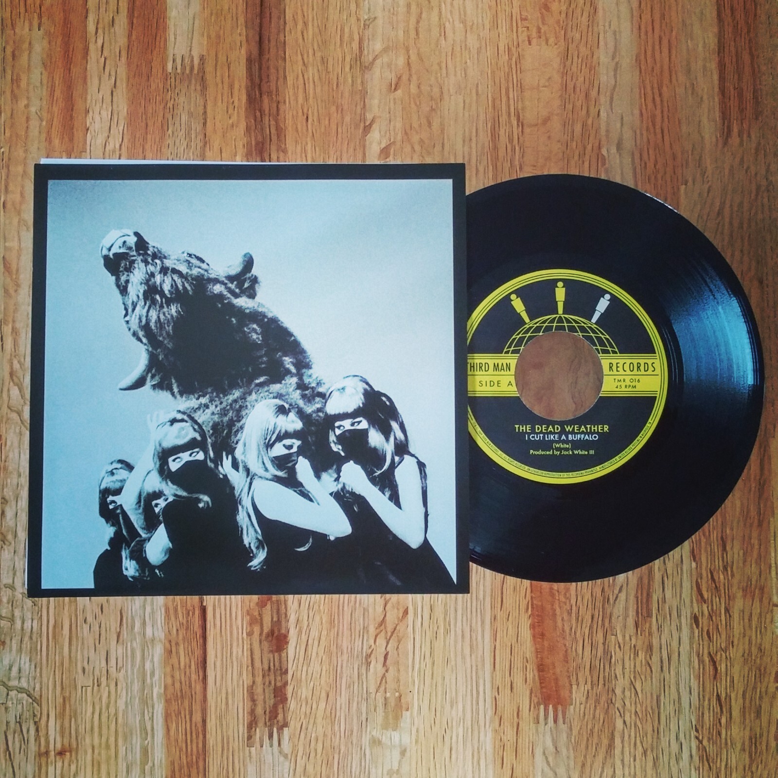 The Dead Weather I Cut Like A Buffalo 7” The Dead Weather - I Cut Like A Buffalo (Vinyl 7