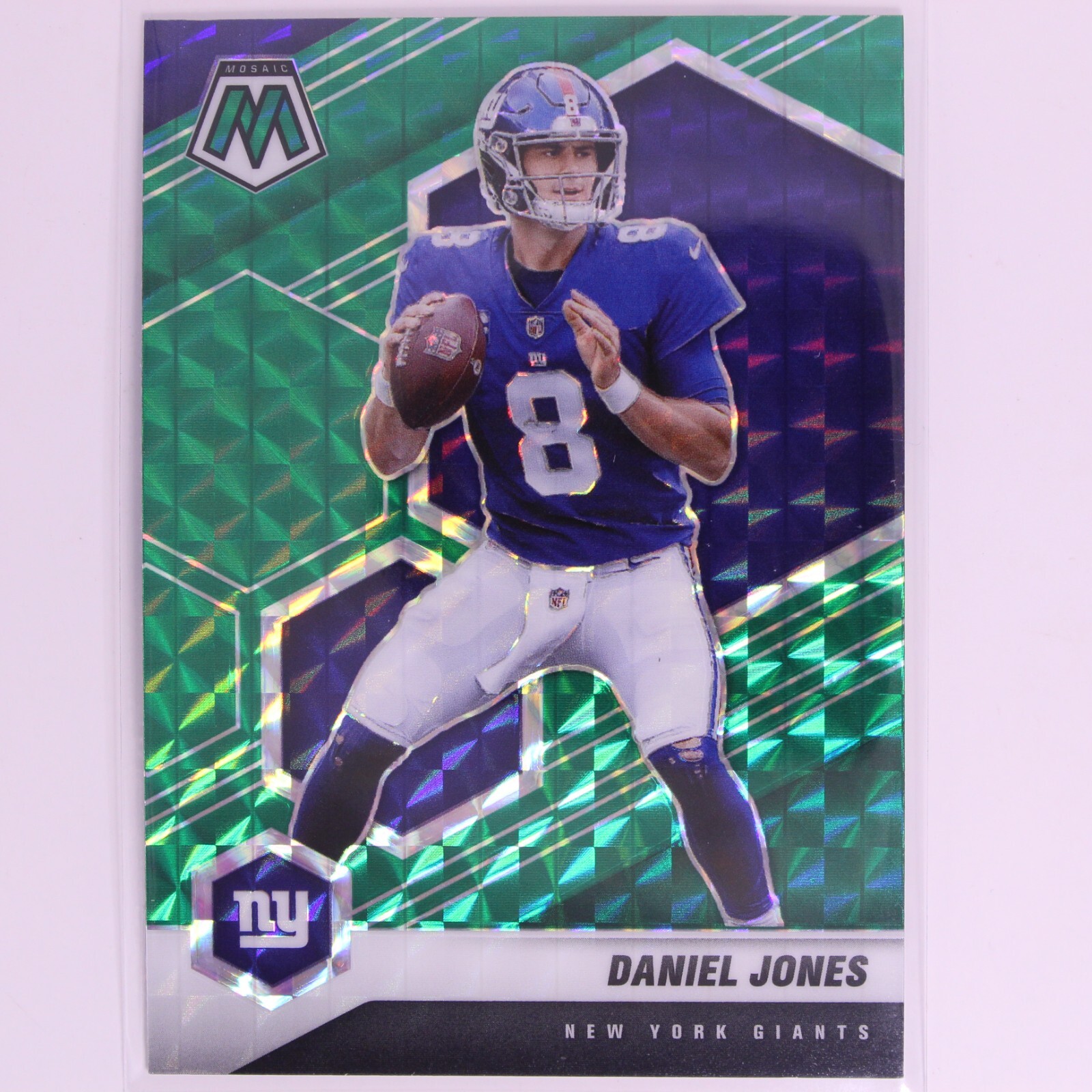 2021 Mosaic Football NFL Green Camo Daniel Jones #149 Giants