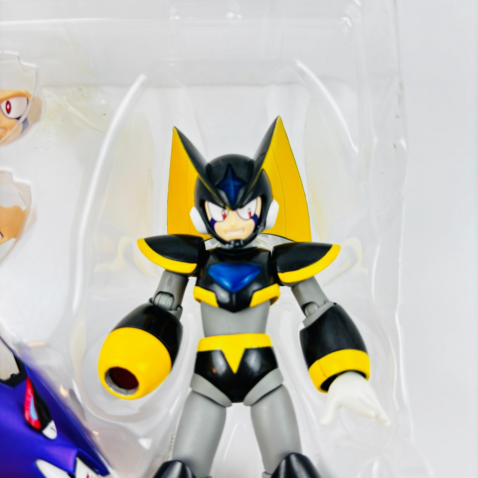 Bandai D-arts Megaman Rockman Bass Forte Figure CAPCOM Bass Bandai D-arts Megaman Rockman Bass Forte Figure CAPCOM Bass