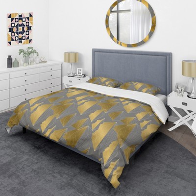Designart 'Golden Polygon Pattern' Mid-Century Duvet Cover