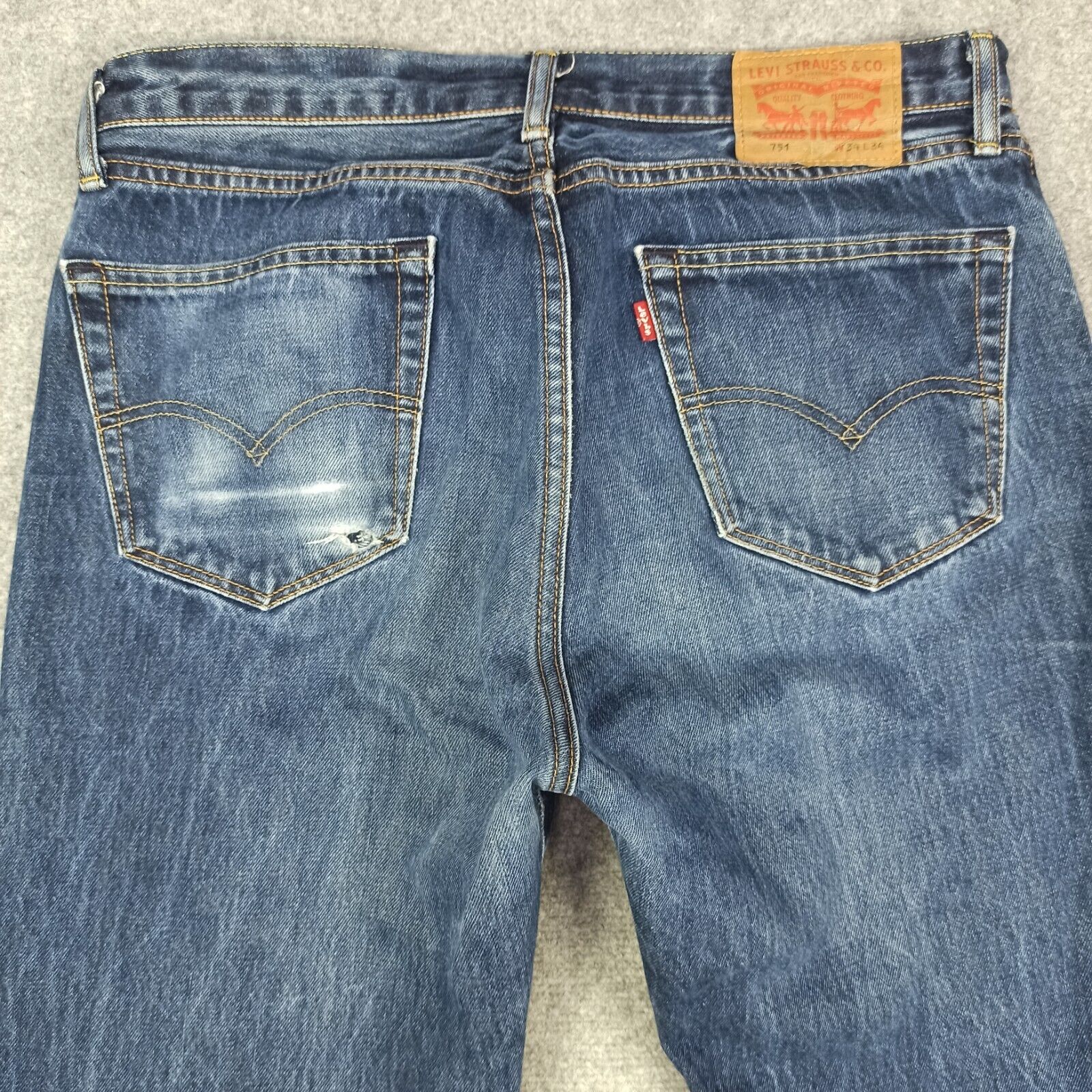 Vintage Levis 501 Mens Jeans W31 L34 (Tag: W34) Black Vintage Levis 501 Mens Jeans W31 L34 (Tag: W34) Black