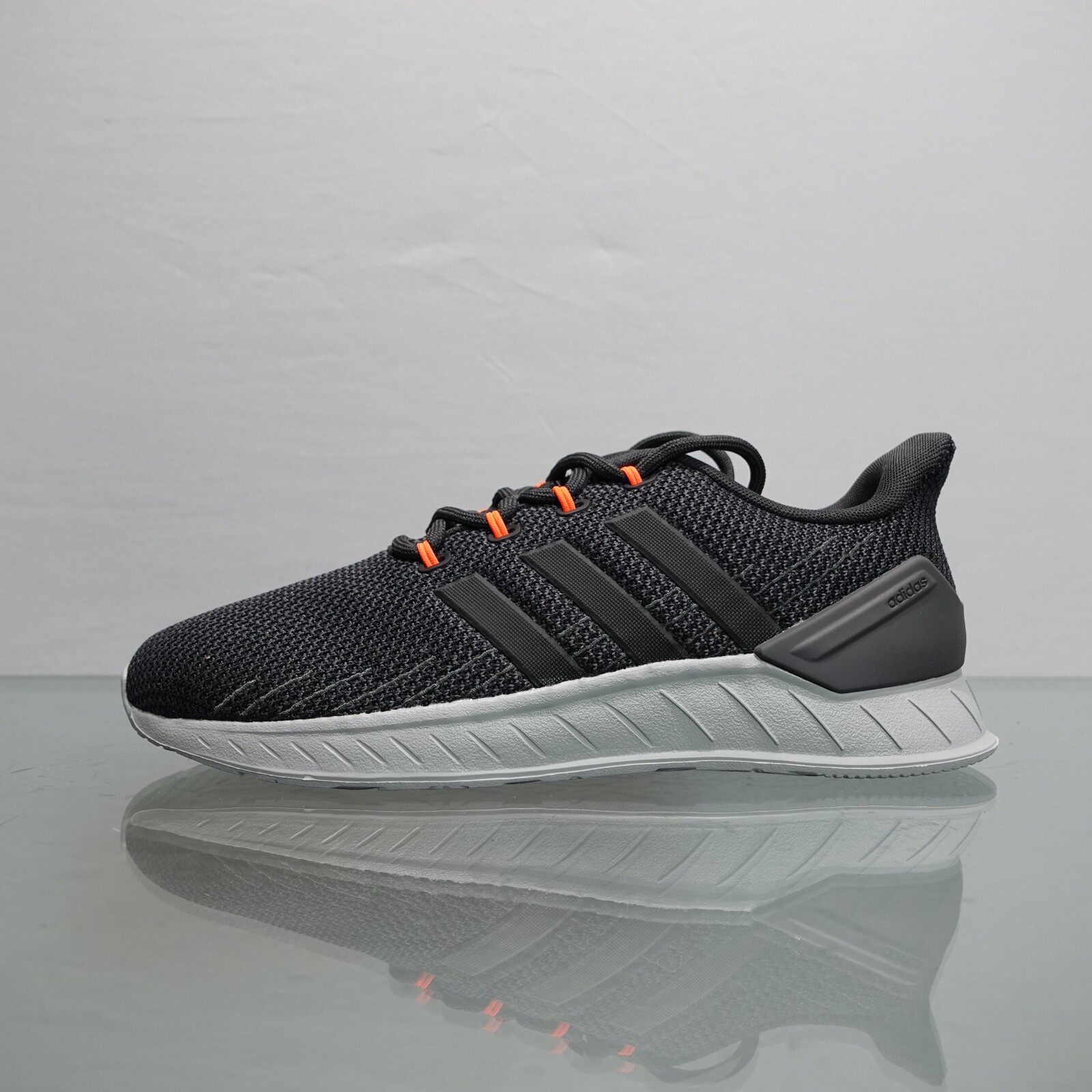 

Мужские кроссовки Adidas Quester Flow NXT, размер 10,5, серо-оранжевые кроссовки, Серый, Adidas Questar Flow NXT