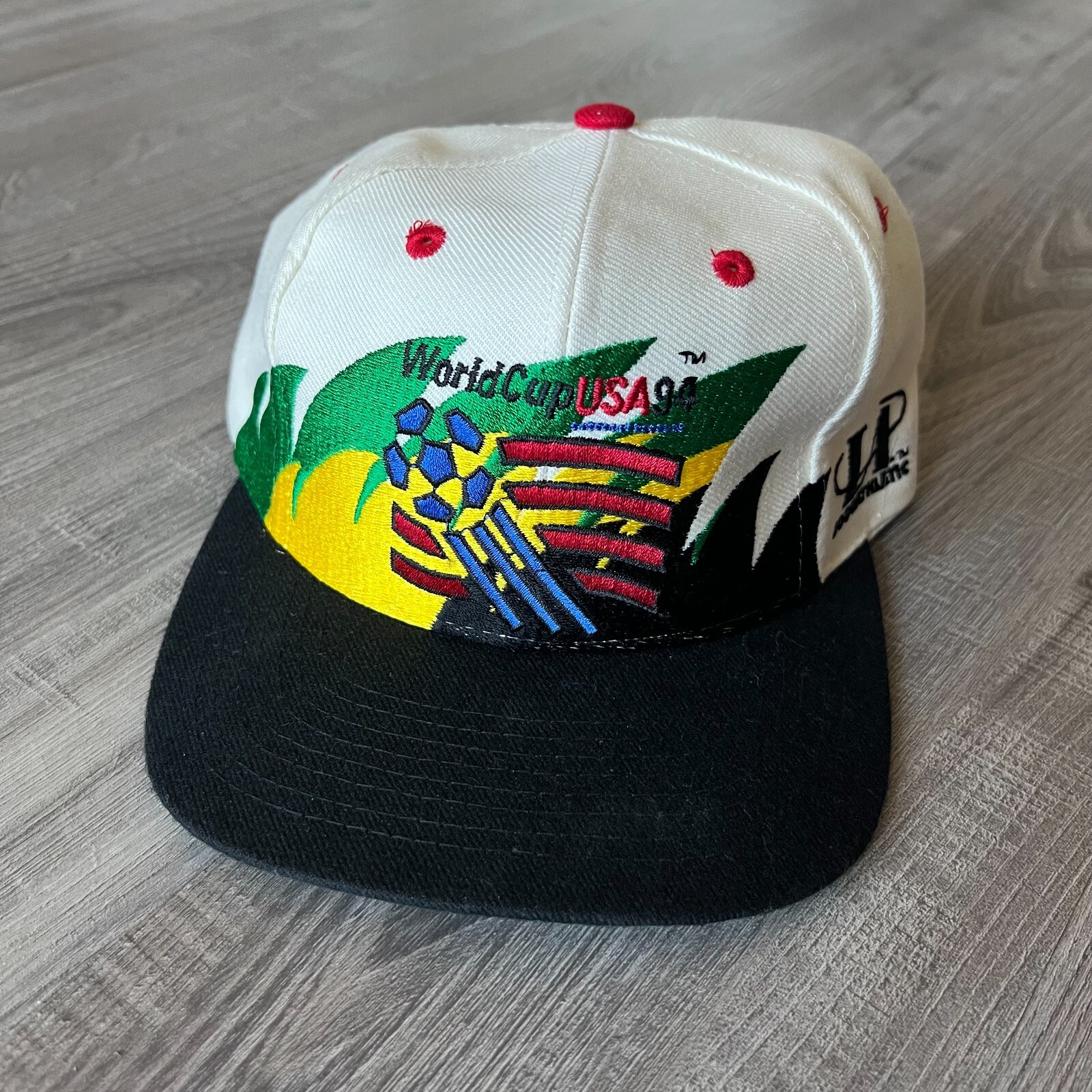 NWOT World Cup USA 1994 Logo Athletic Sharktooth Stooth NWOT World Cup USA 1994 Logo Athletic Sharktooth Stooth