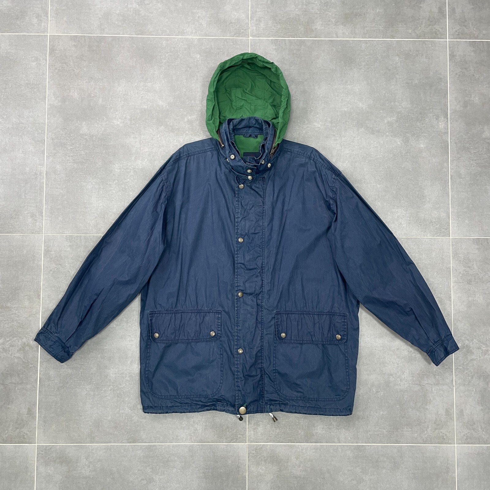 Ermenegildo Zegna フード付き ナイロンジャケット Ermenegildo Zegna フード付き ナイロンジャケット