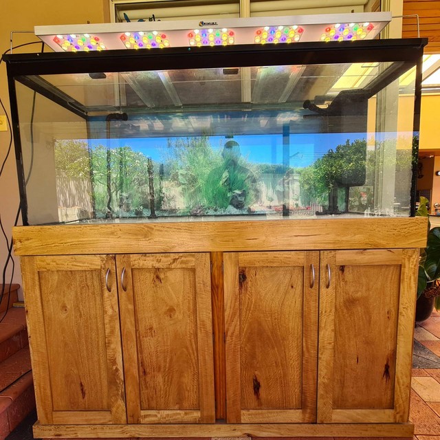6ft Aquarium & 750litre 1800 wide x 600 deep x 750 high Pet