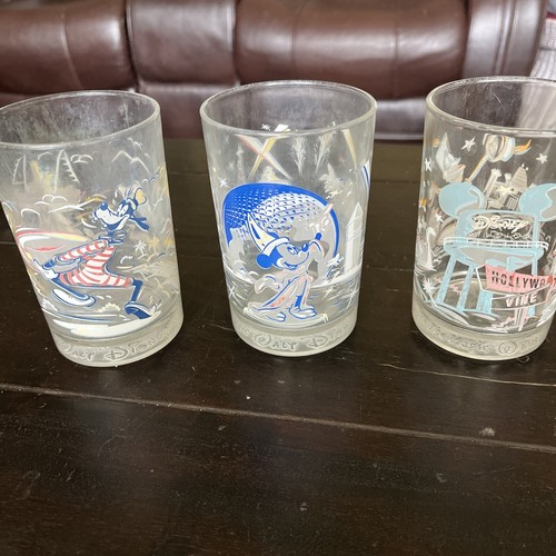 ツムツム　Disney 25th Anniversary Set 新品ディズニーストア25周年記念ツムツムぬいぐるみBOXセット