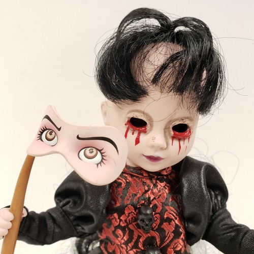 Living Dead Dolls Isabel Series 16 10