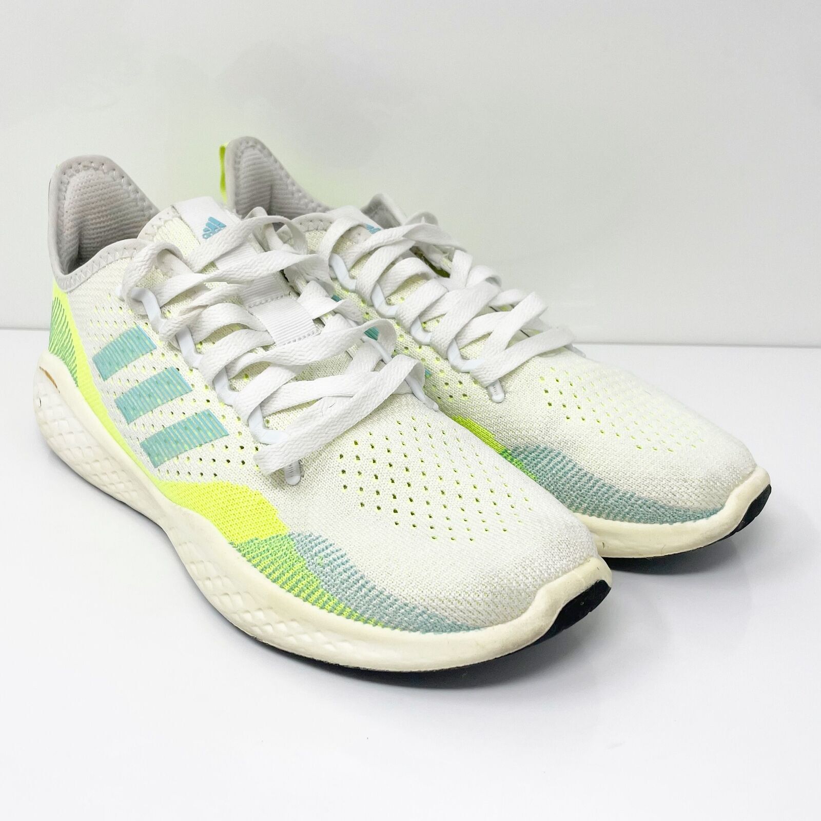 

Adidas Женские кроссовки Fluidflow 2.0 FZ1979 Белые кроссовки Размер 10, Белый, Fluid Flow 2.0