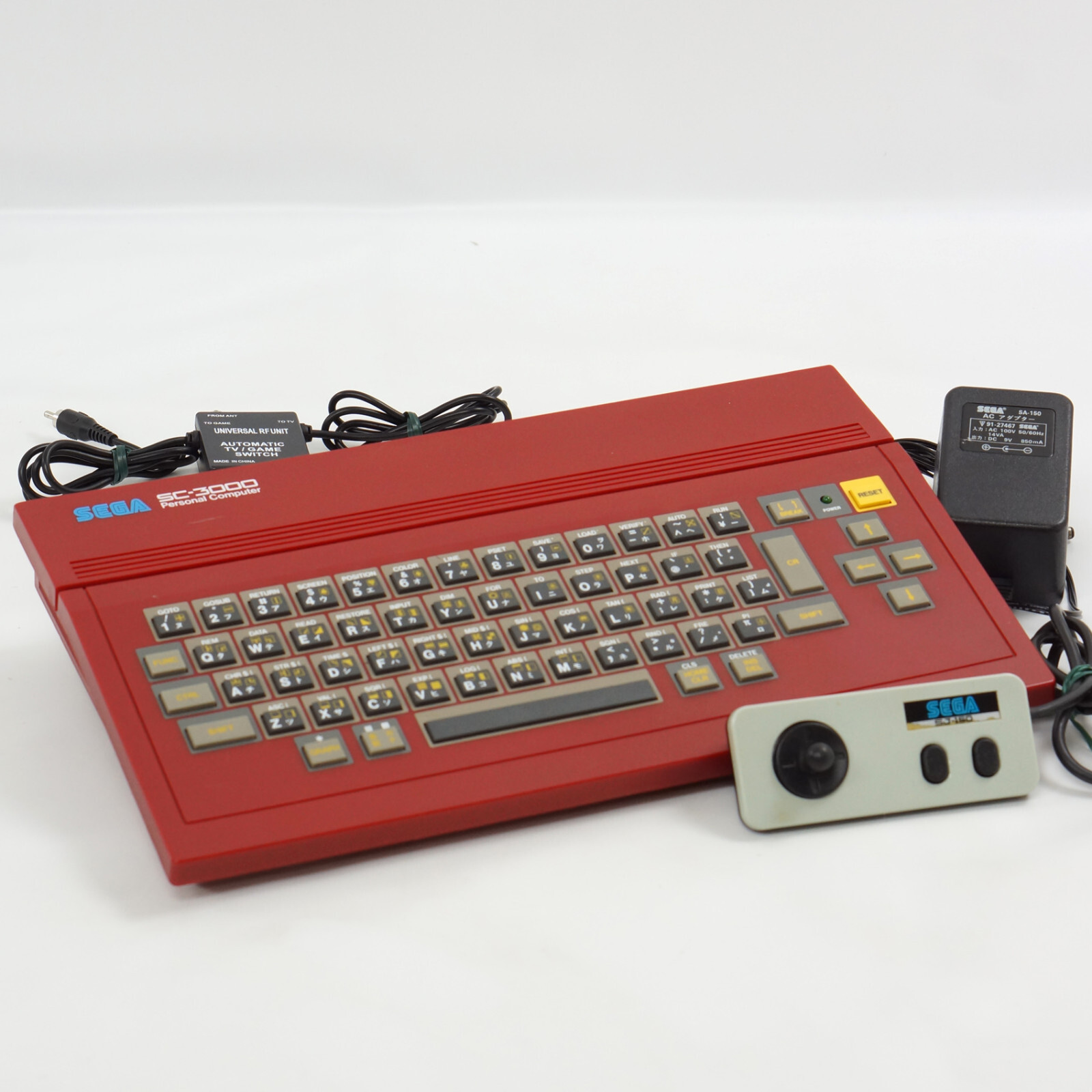 SC-3000 Personal Computer RED Console SEGA Tested Sytem SC-3000 Personal Computer RED Console SEGA Tested Sytem